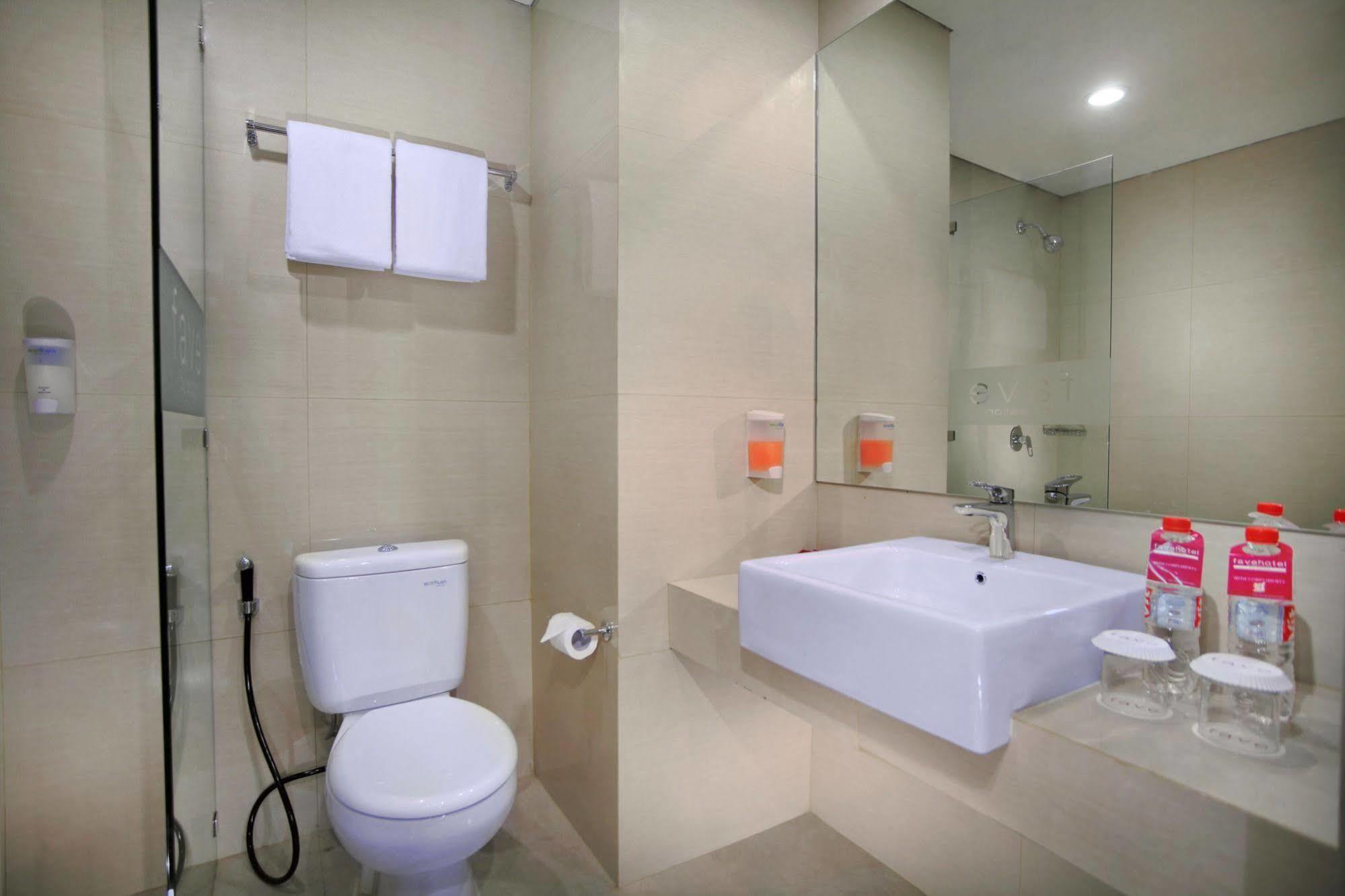Favehotel Panakkukang Hotel